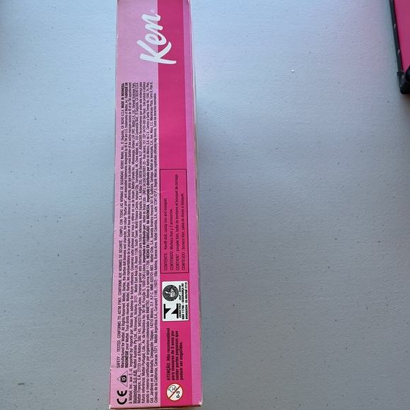 2002 Mattel Barbie Flower Surprise Ken Doll #56781 - Picture 5 of 5